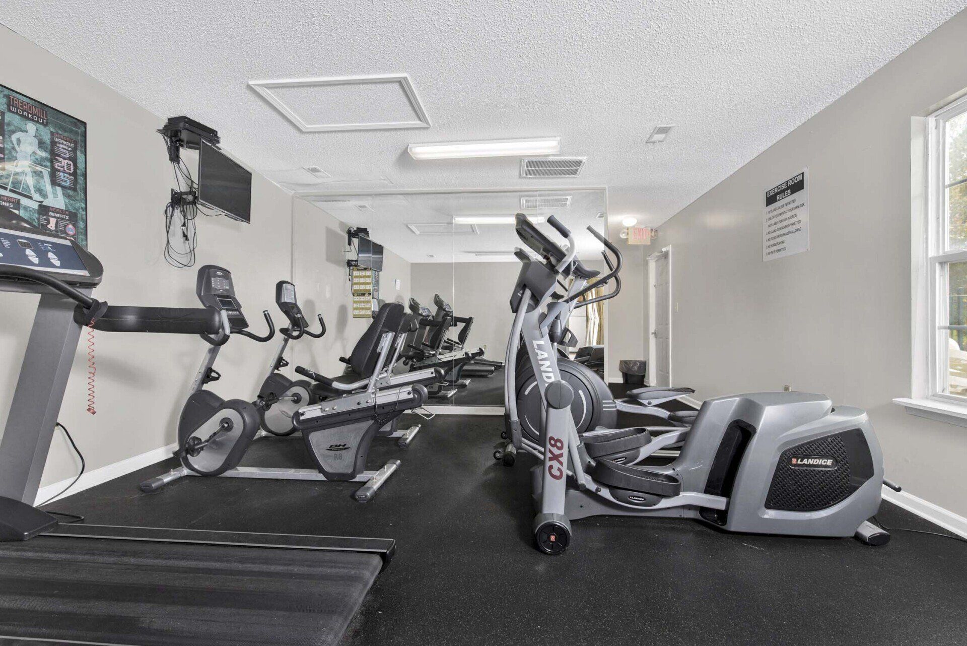 Home Meadowbrook Apartments Fayetteville, NC