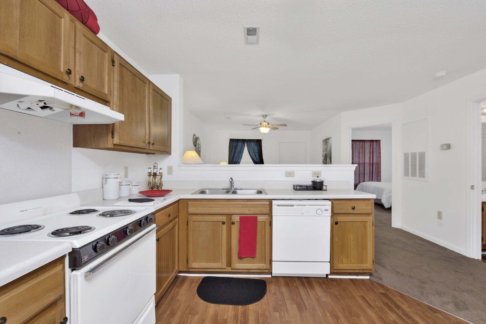 Home Meadowbrook Apartments Fayetteville, NC