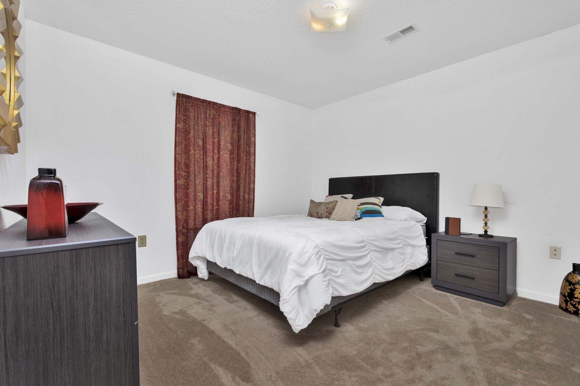 Home Meadowbrook Apartments Fayetteville, NC