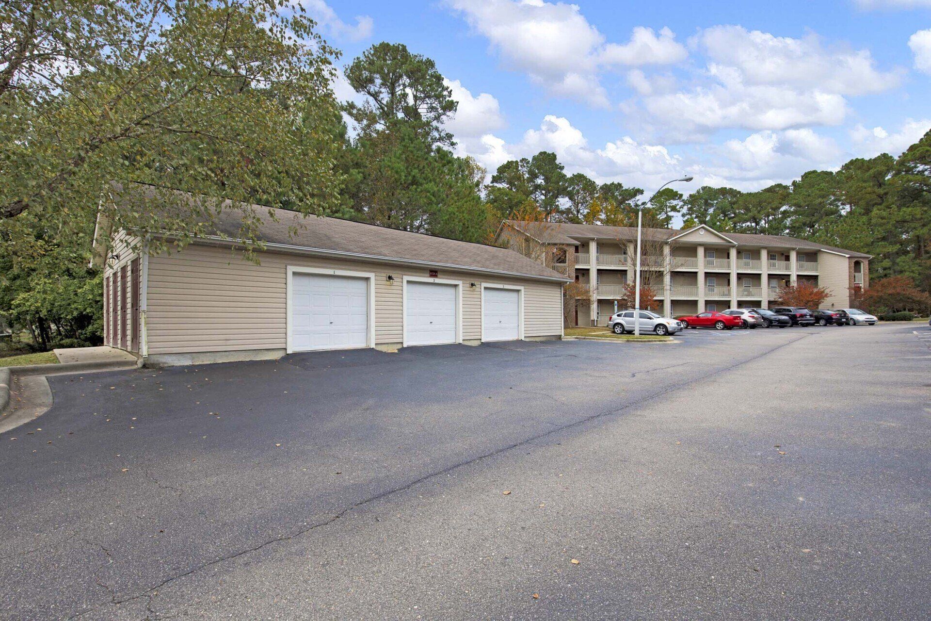 Home Meadowbrook Apartments Fayetteville, NC