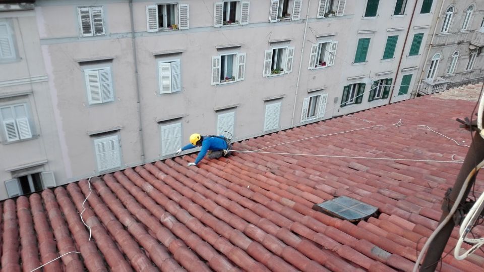 applicazione linee vita su un tetto