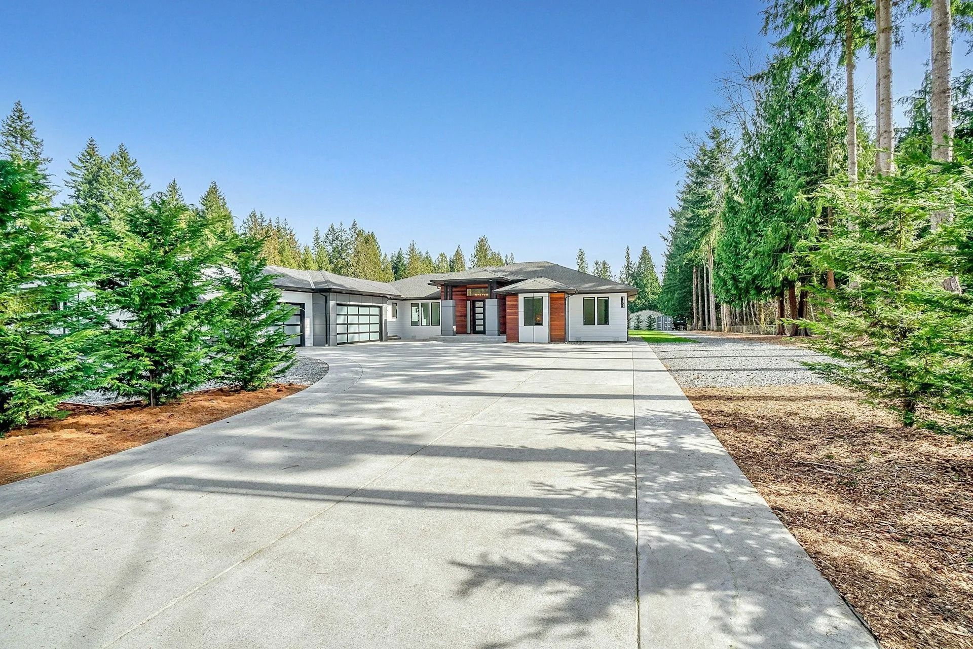 How Long Does a Concrete Driveway Last in Virginia? | ER Treadway Services