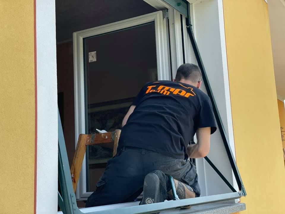 Installazione di serramenti ed infissi a Pordenone