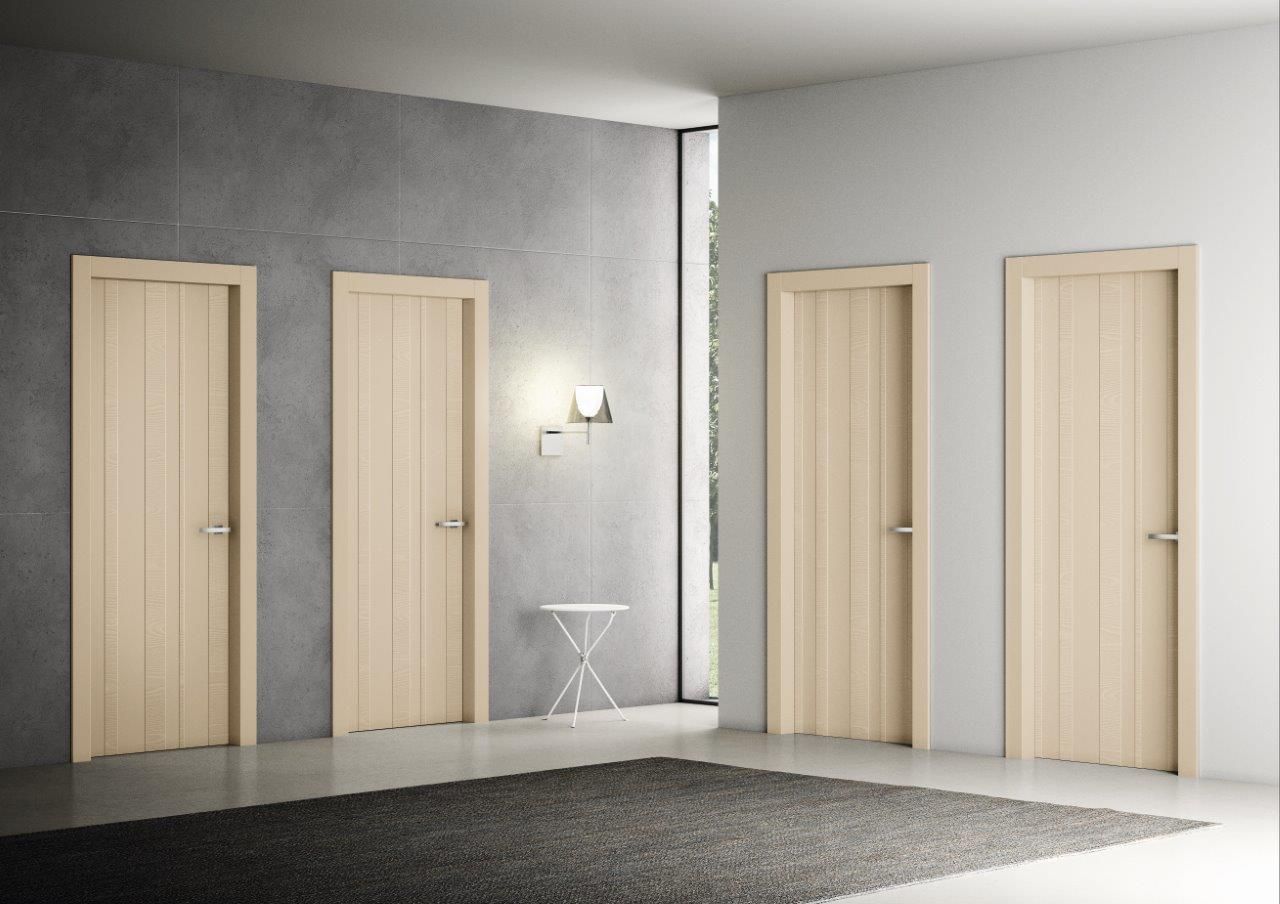 Porte per interni a Pordenone in legno chiaro
