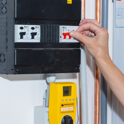 Hoofdschakelaar gebruiken als veiligheid