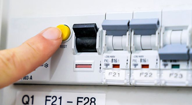 Aardlekschakelaar testen