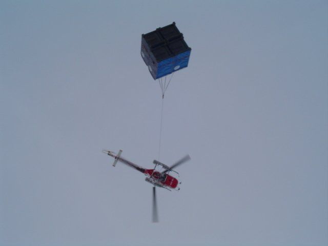 wc mobiles par hélicoptère