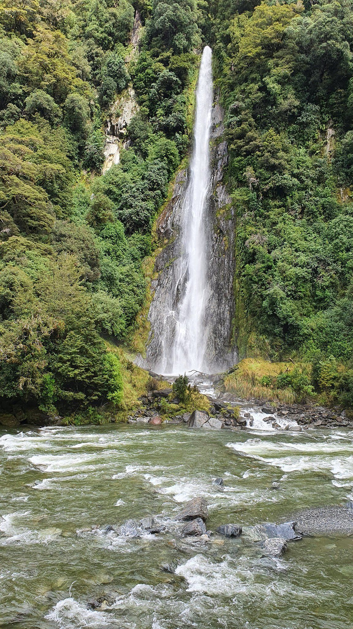 Waterfall Image supplied by a passenger from a previous tour for the Sir Edmund Hillary Explorer