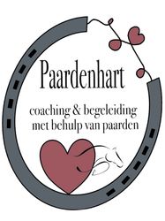 Logo Paardenhart. Coaching en begeleiding met paarden.