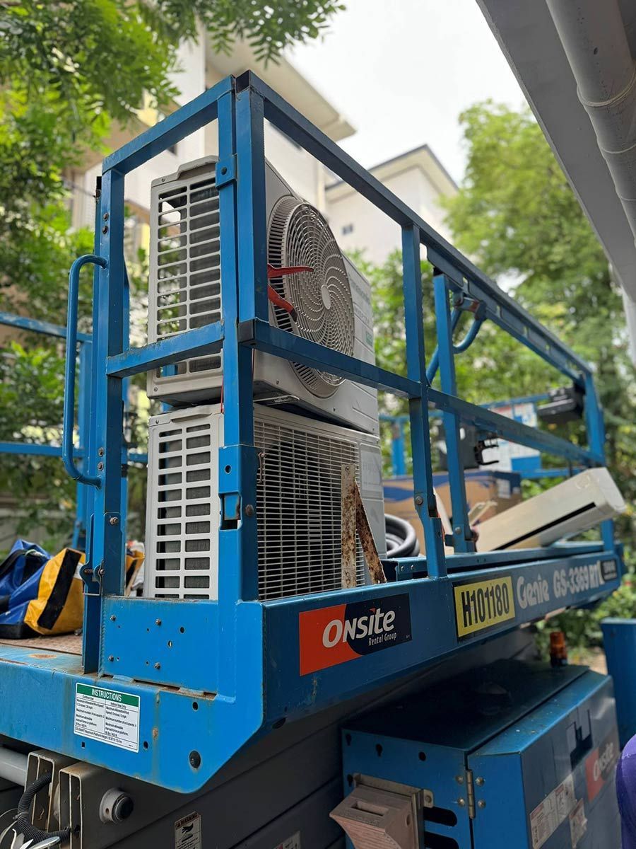 A Blue Lift With A AC Fan On Top Of It — COOLIT NT In Berrimah, NT