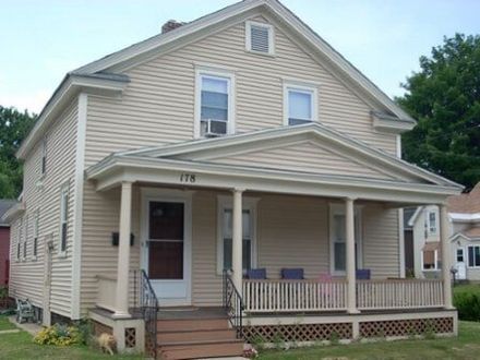 Beige House - Customized Decks in Leominster, MA