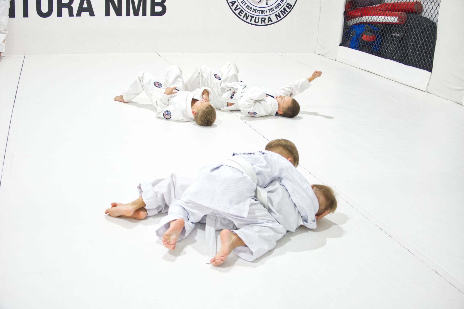 Kids practicing judo at American Top Team Aventura/NMB