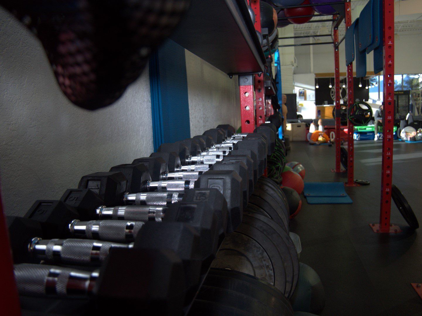 Weights and workout equipment at Aventura/NMB
