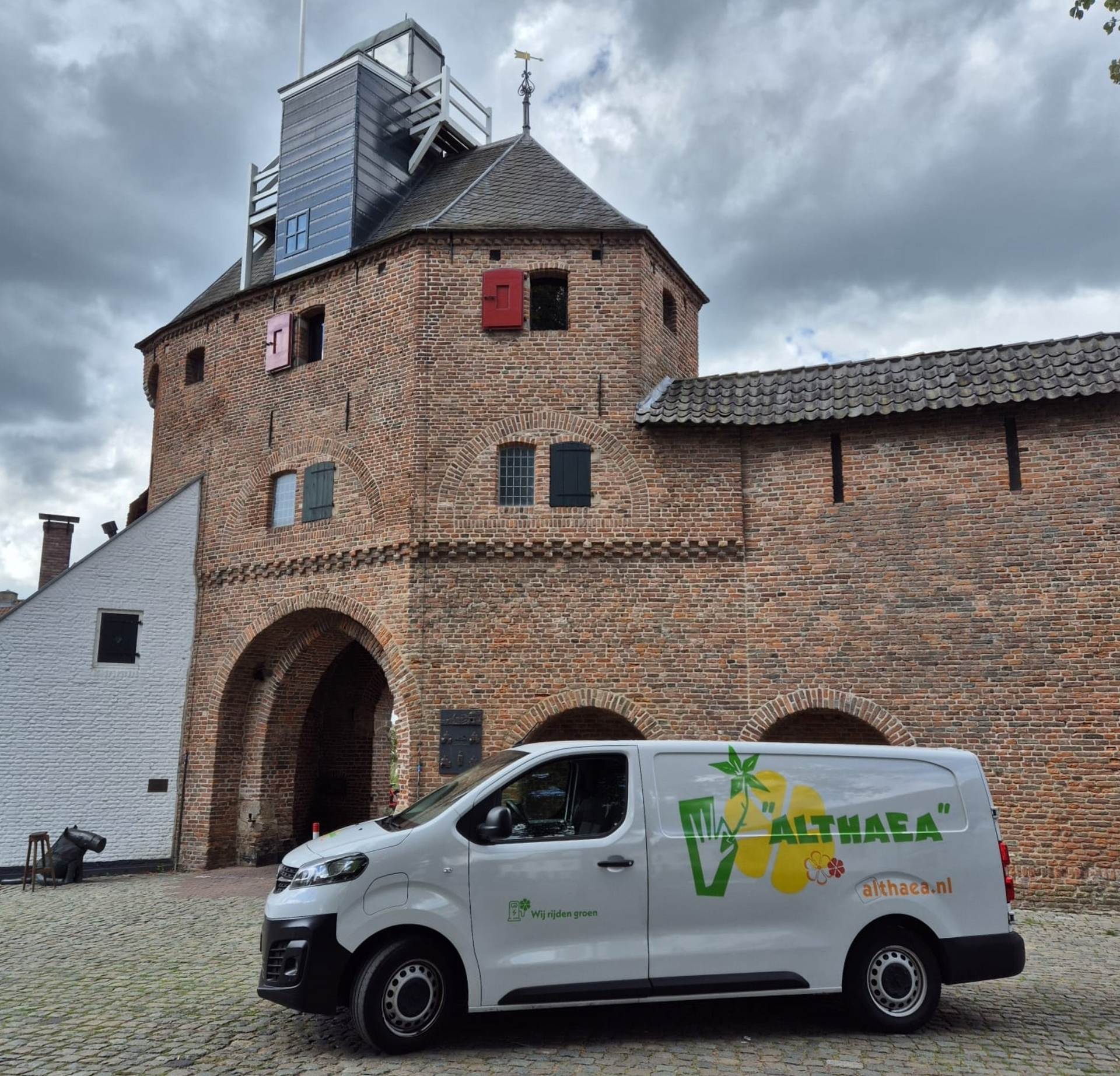 Bloemen bestellen en laten bezorgen doe je snel en veilig bij Althaea Bloemsierkunst.