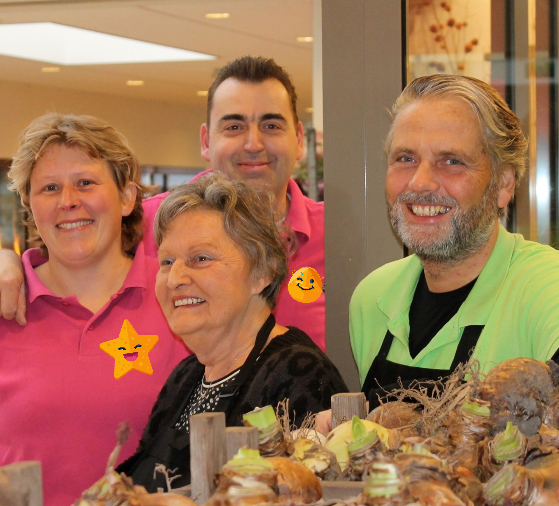 hyacint bolletjes bij Althaea bloemen en planten