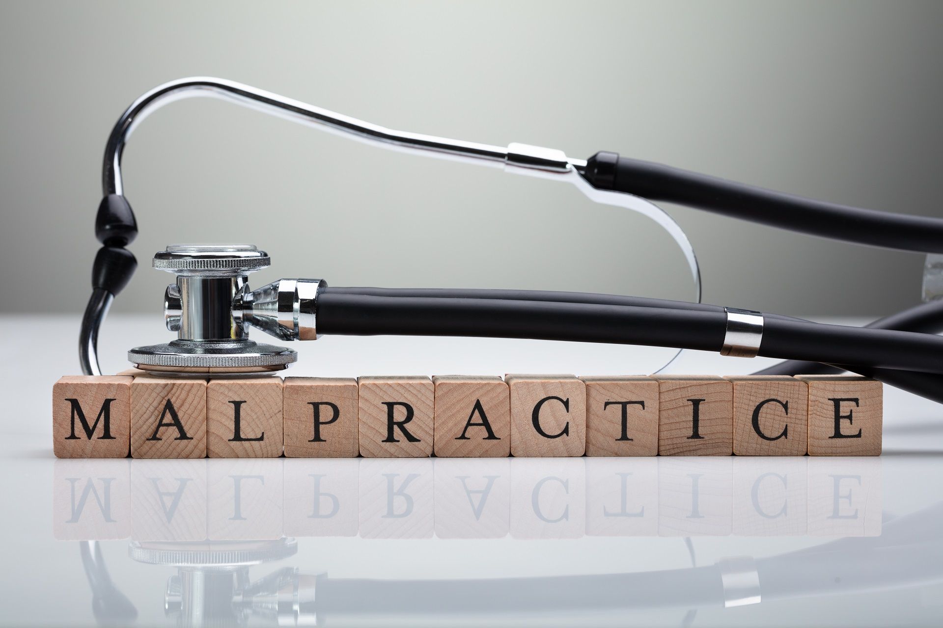 How to Get a Malpractice Attorney to Take Your Case