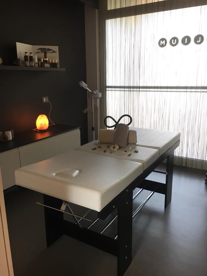 Lettino di un centro estetico