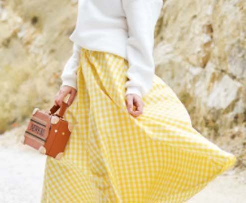 Skirt repairs and alterations Skirt repairs and alterations