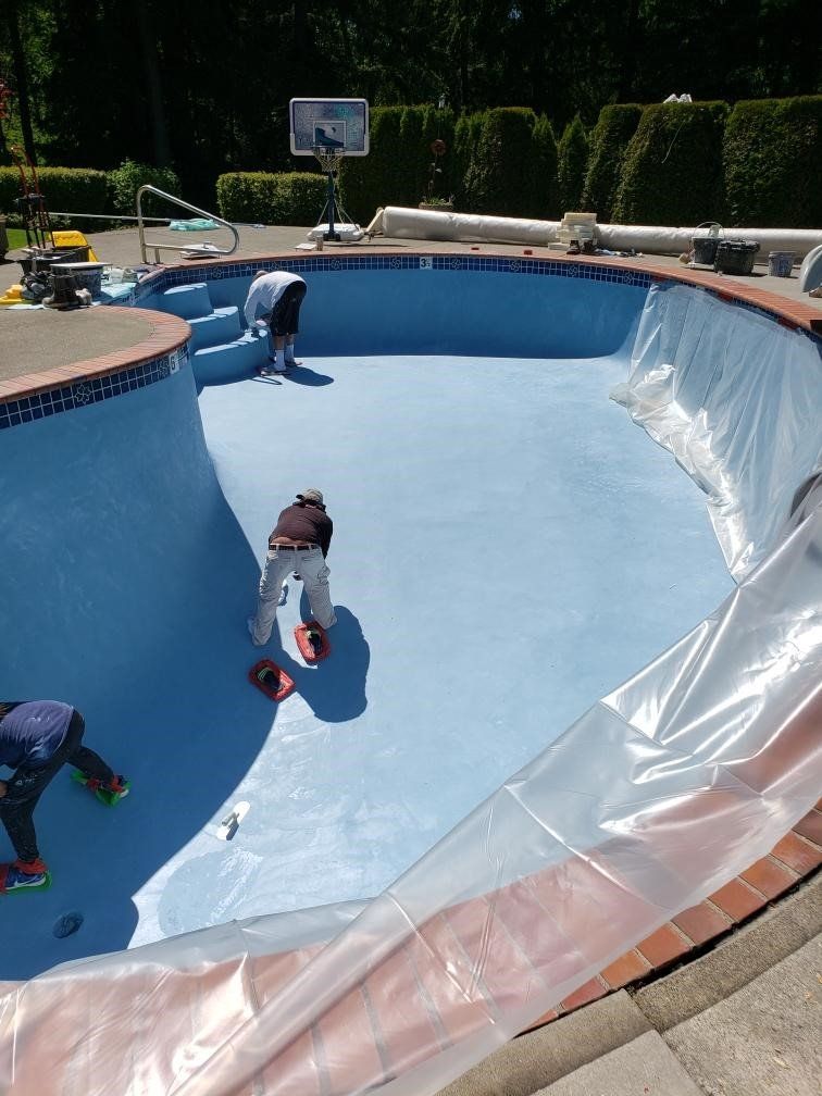 plastering and painting swimming pool