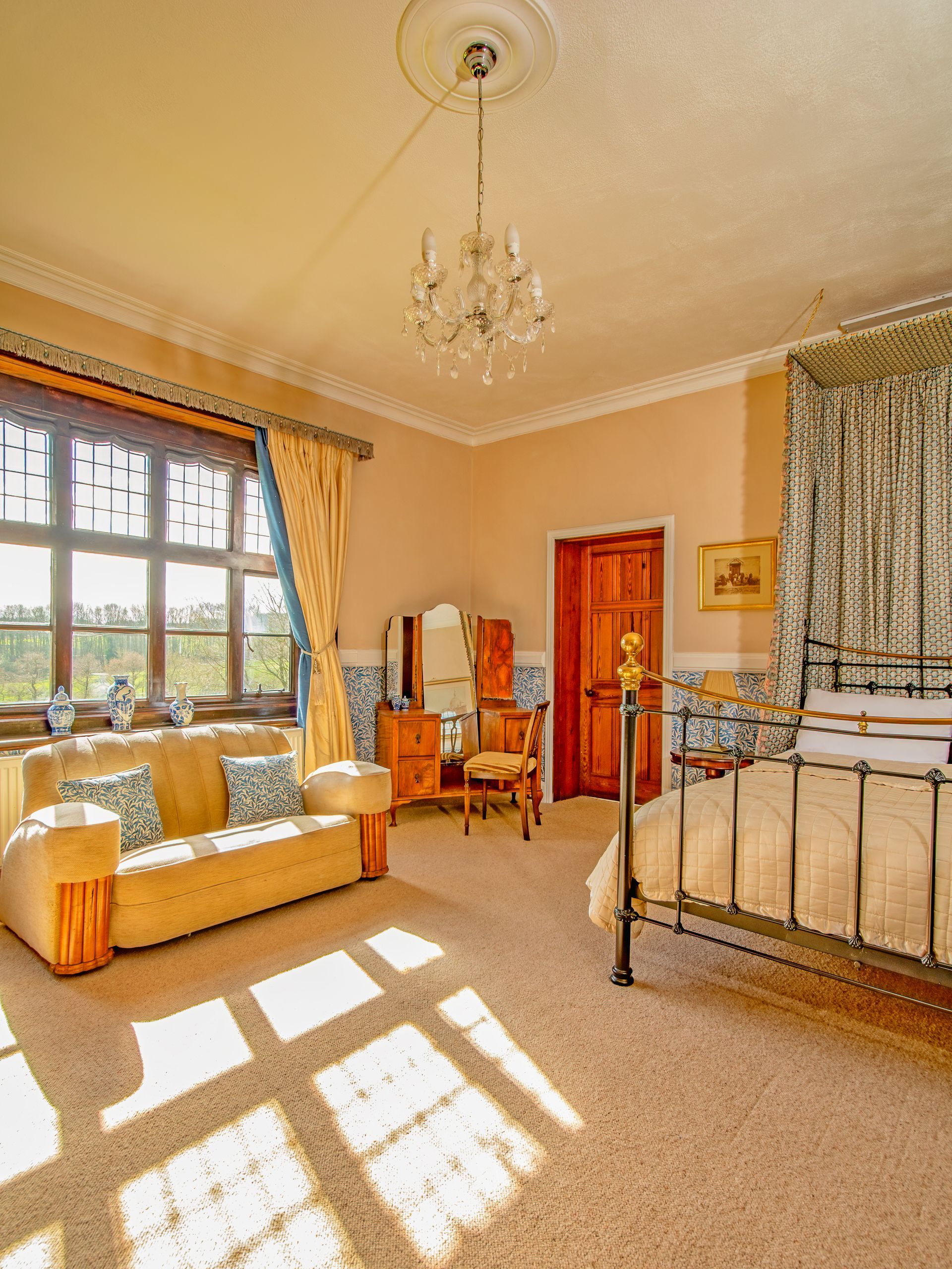 Rowden Abbey Bailey Room