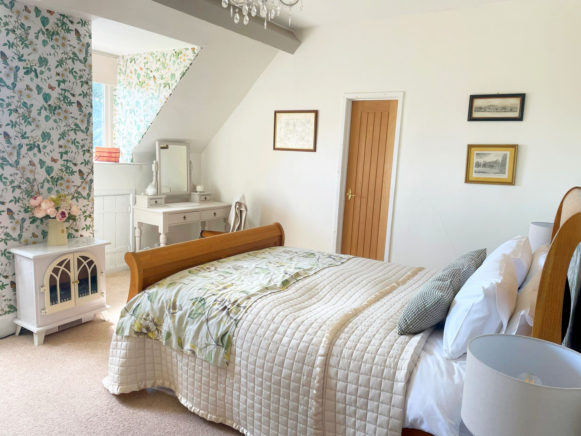 Rowden Abbey Bentley Room