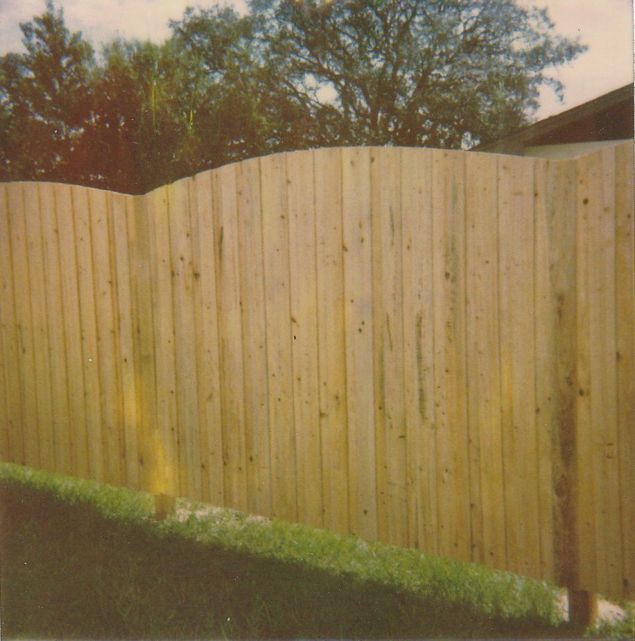 Convex board fence — Brooksville, FL — AARO Fence Inc.