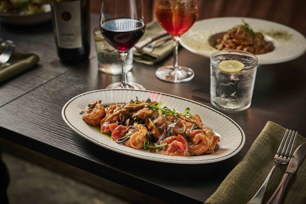 Spaghetti squid ink sauce