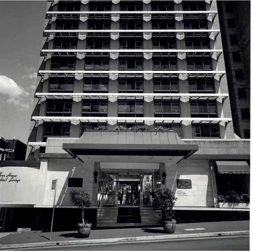 Historical photo of the Seble Twonhouse Hotel in Elizabeth Bay