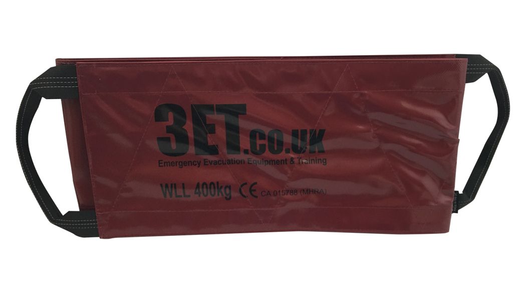 Red 3ET bucket with black handles, printed text.