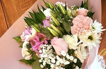 Beautiful Flowers—Flower Arrangement in Moranbah, QLD