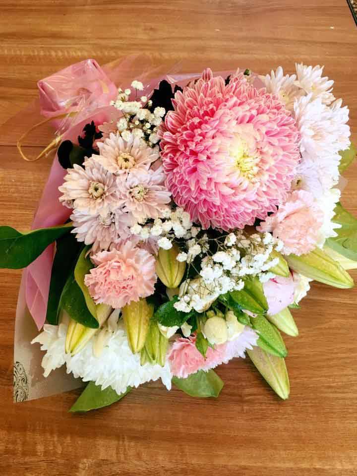Flower Arrangements—Flower Arrangement in Moranbah, QLD