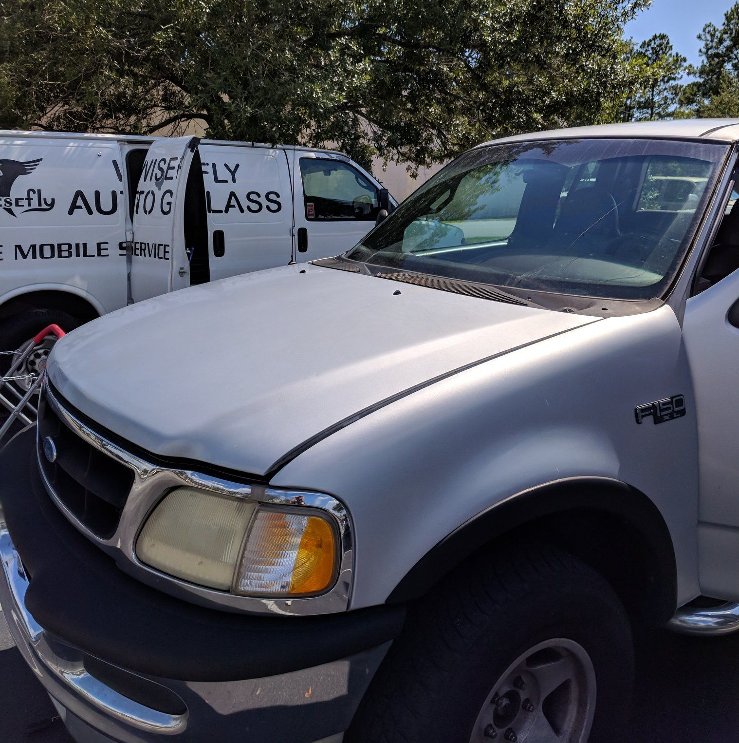 Ford windshield replacement in Panama City, FL Ford windshield replacement in Panama City, FL