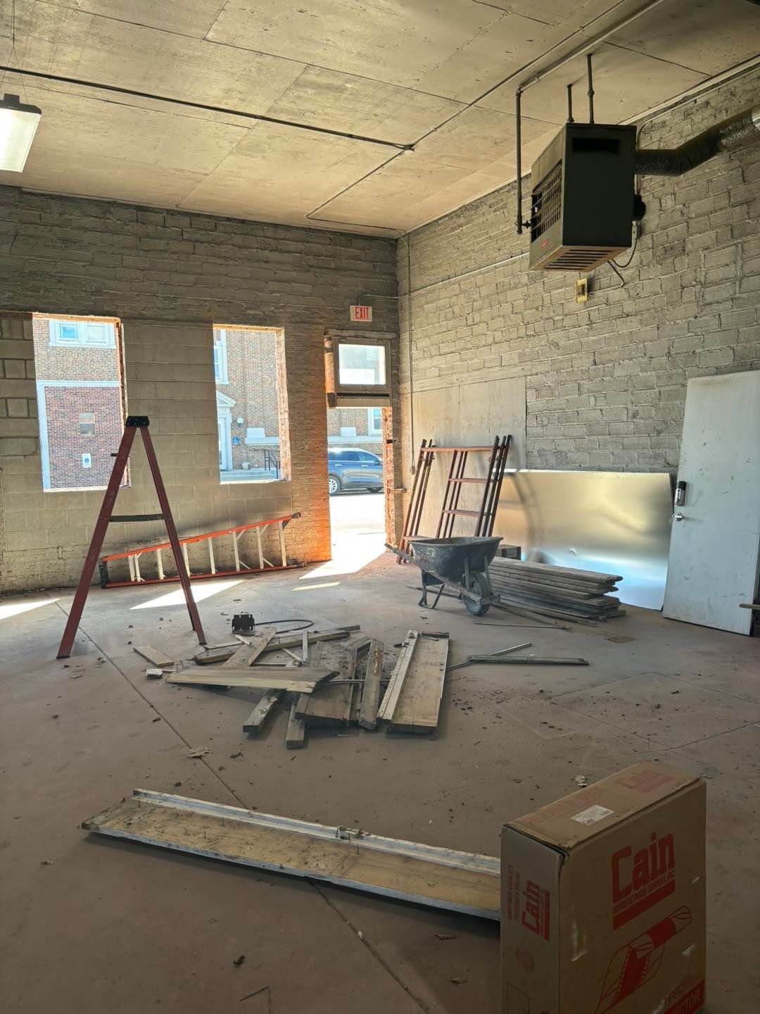 There is a ladder in the middle of the room.