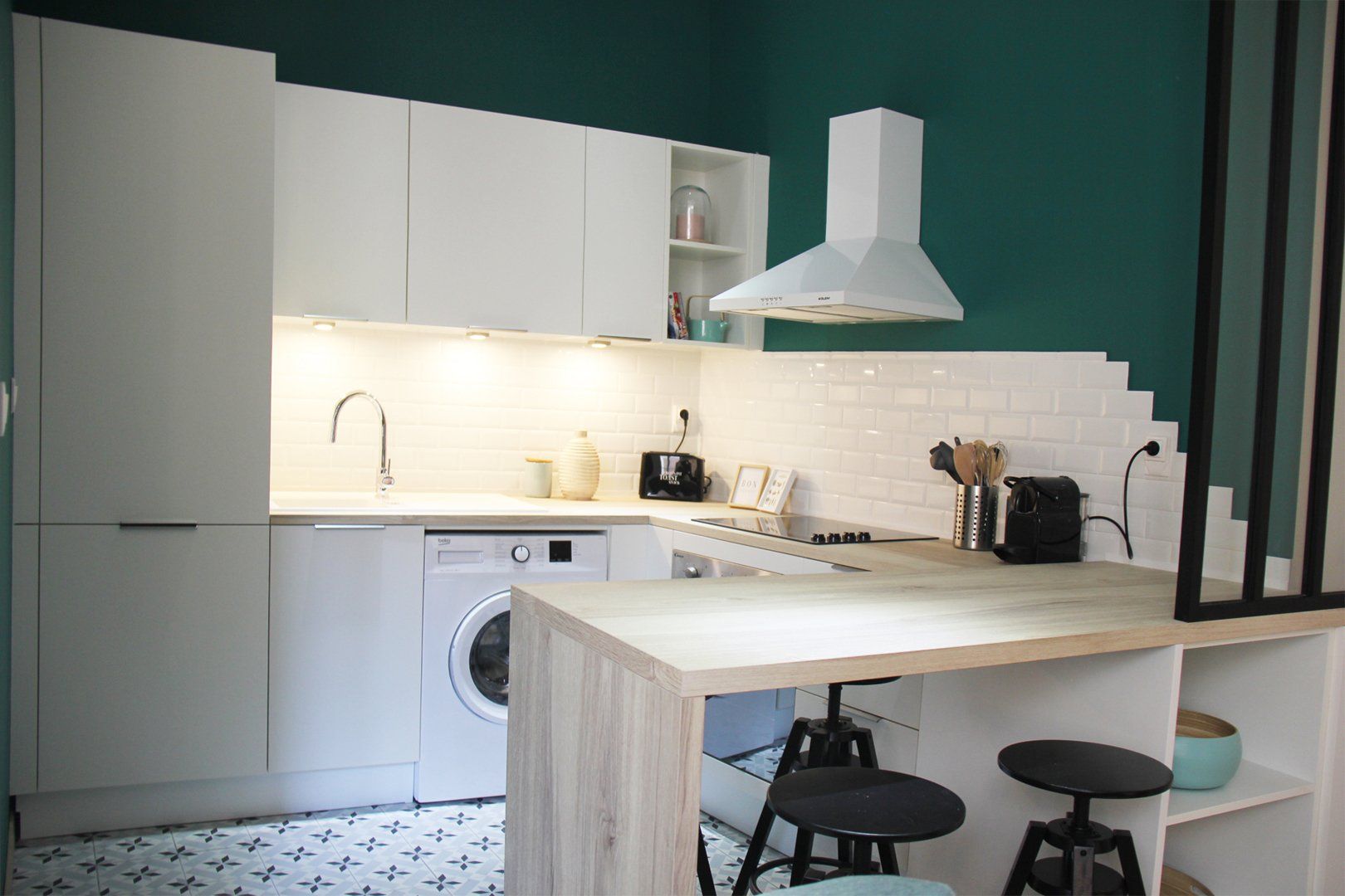 Agencement et conception d'une cuisine sur mesure dans un appartement à Lyon