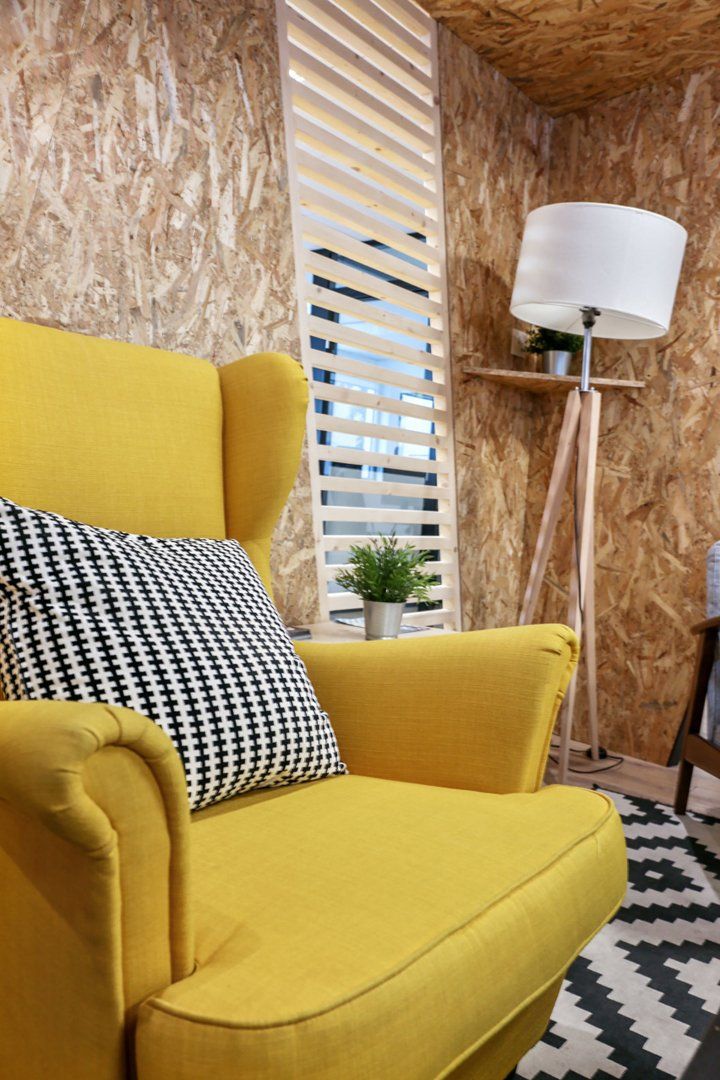 Agencement de mobilier dans un bureau