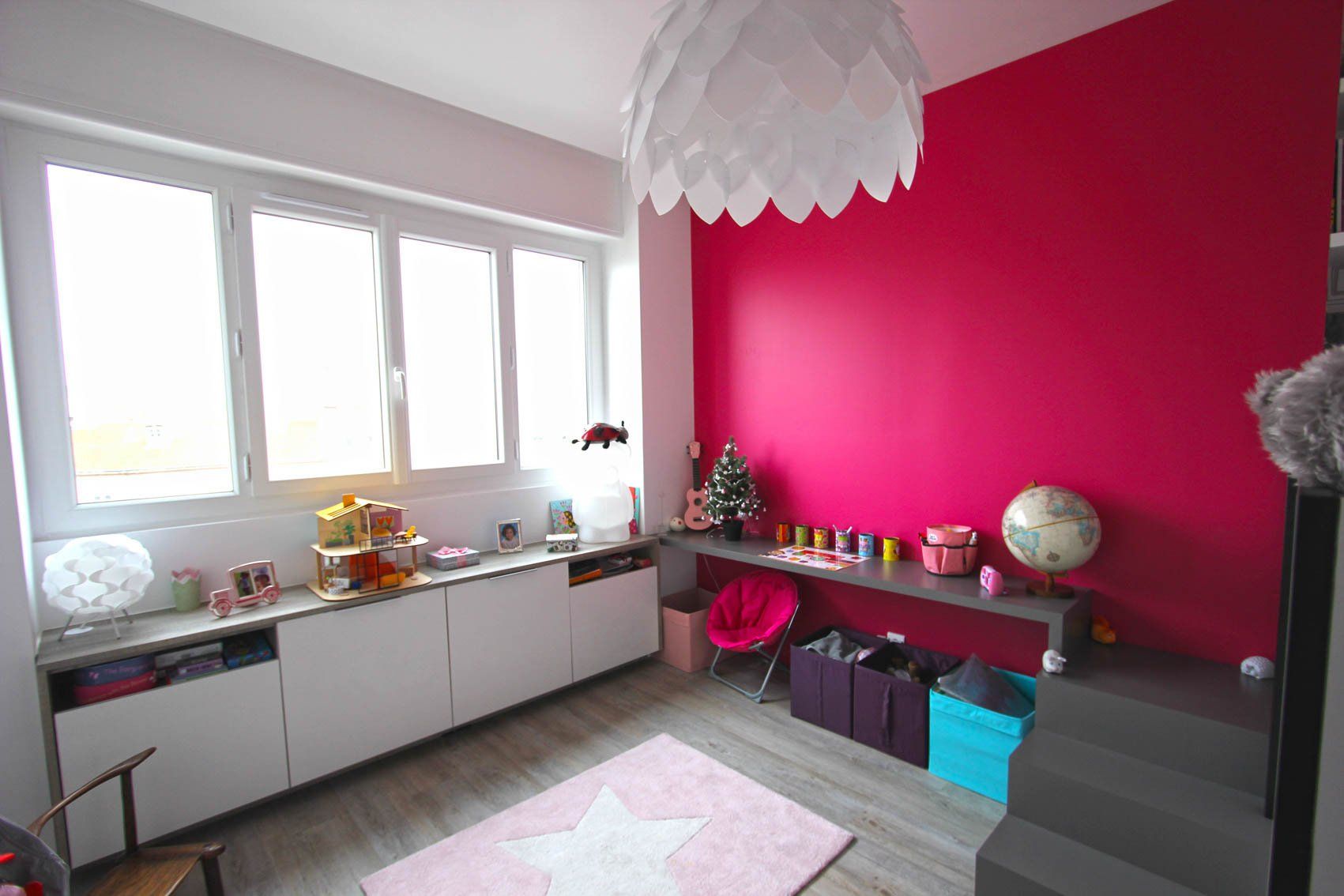 Chambre rose aménagée sur mesure