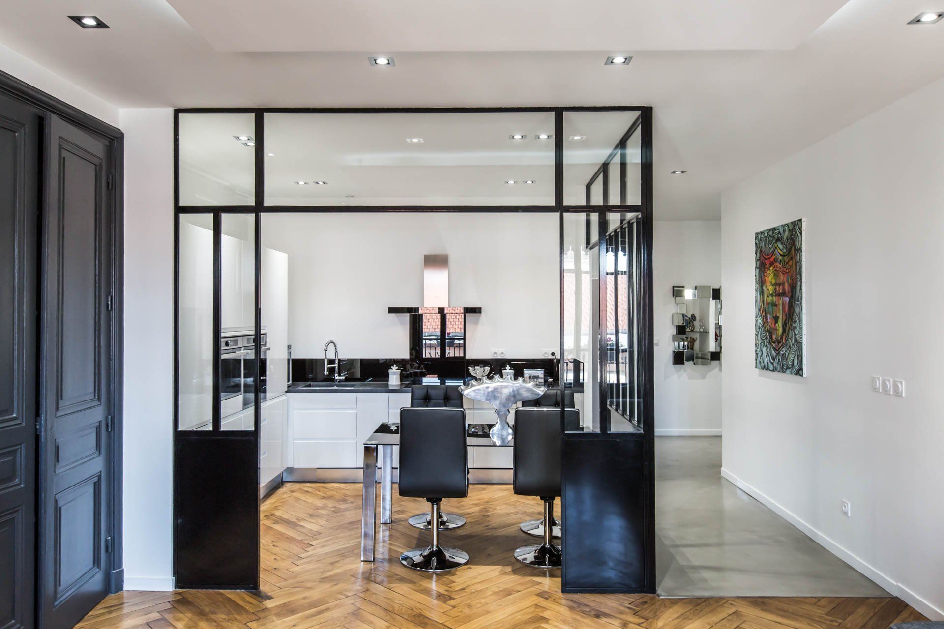 Cloison séparatrice en verre