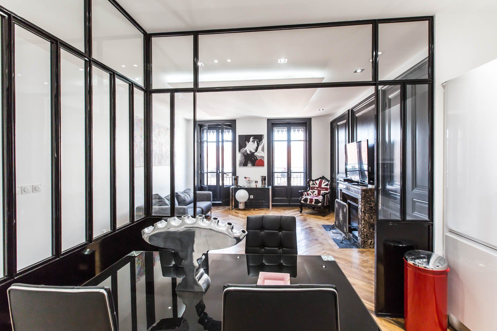 Verrière sur mesure dans un appartement à Lyon 6