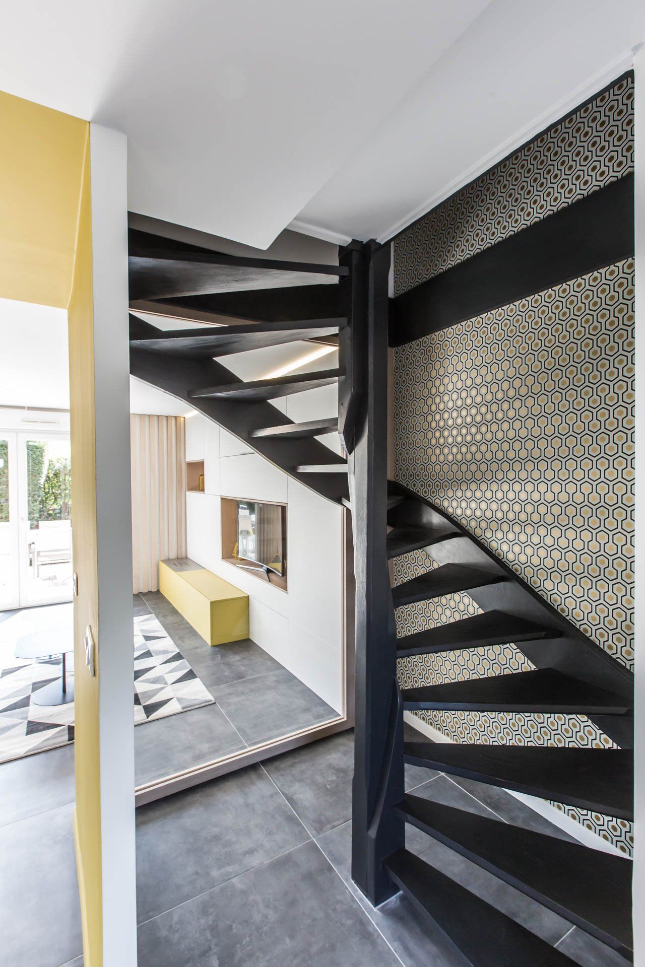 Escalier noir sur mesure