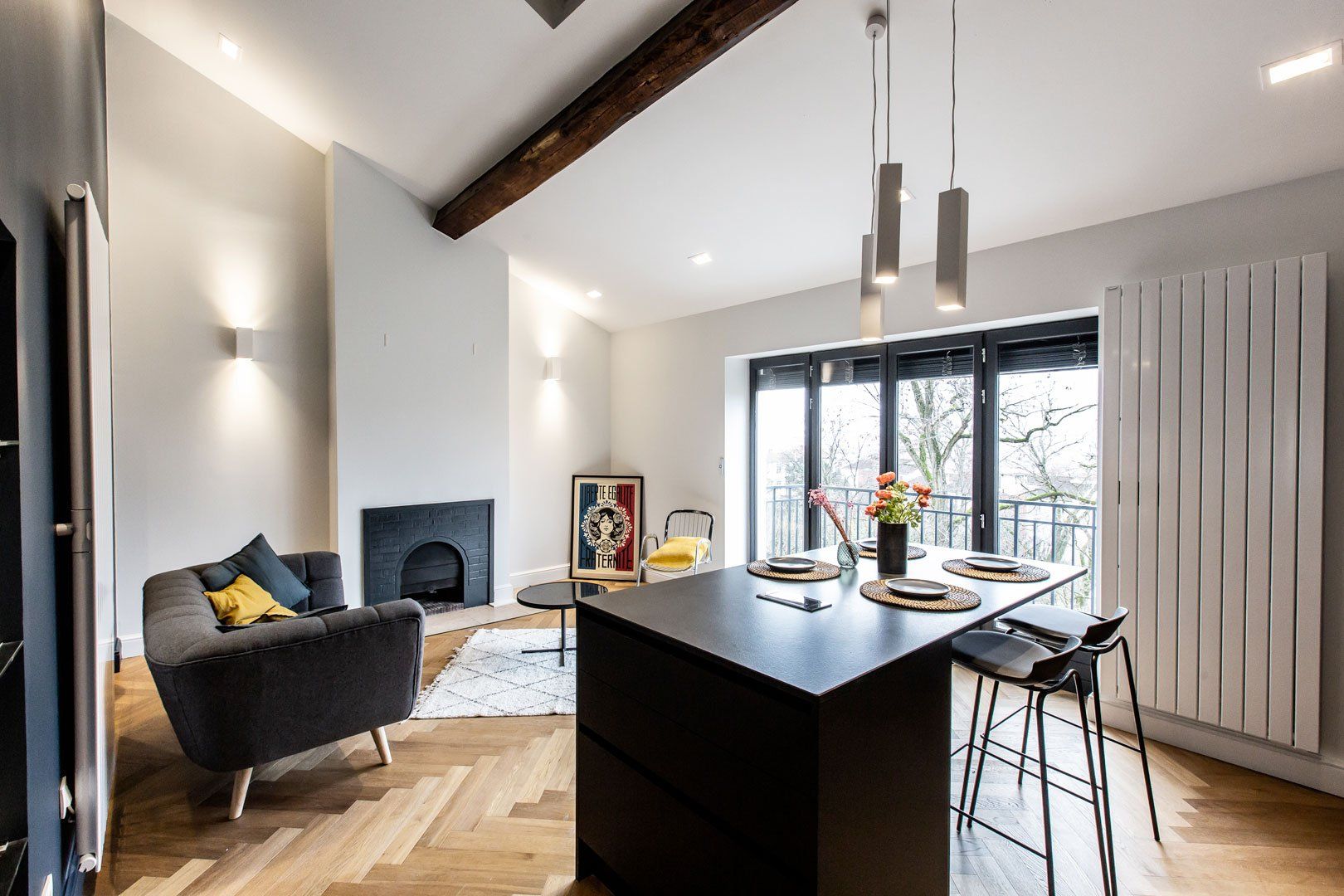 Salon rénové par Atelier OCTA