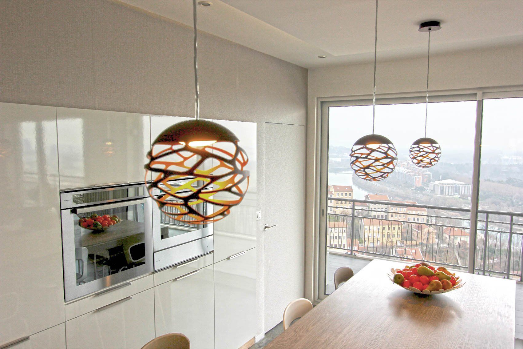 Eclairage de la cuisine avec luminaires organiques