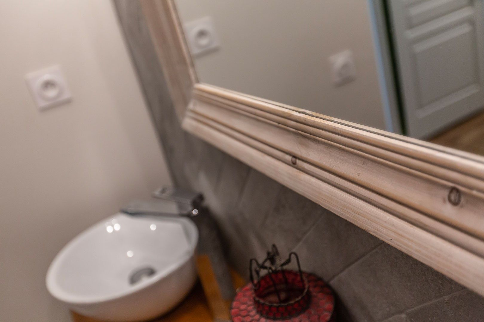 Vasque avec miroir