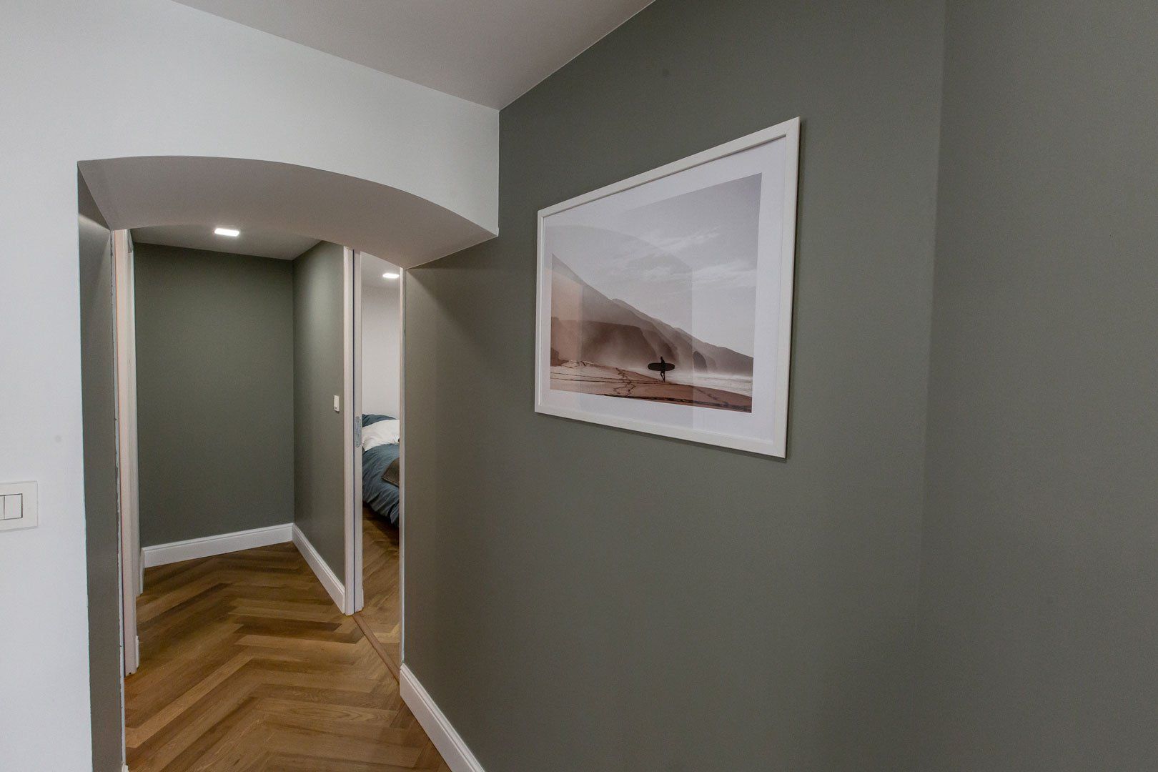 Couloir pour accéder aux chambres