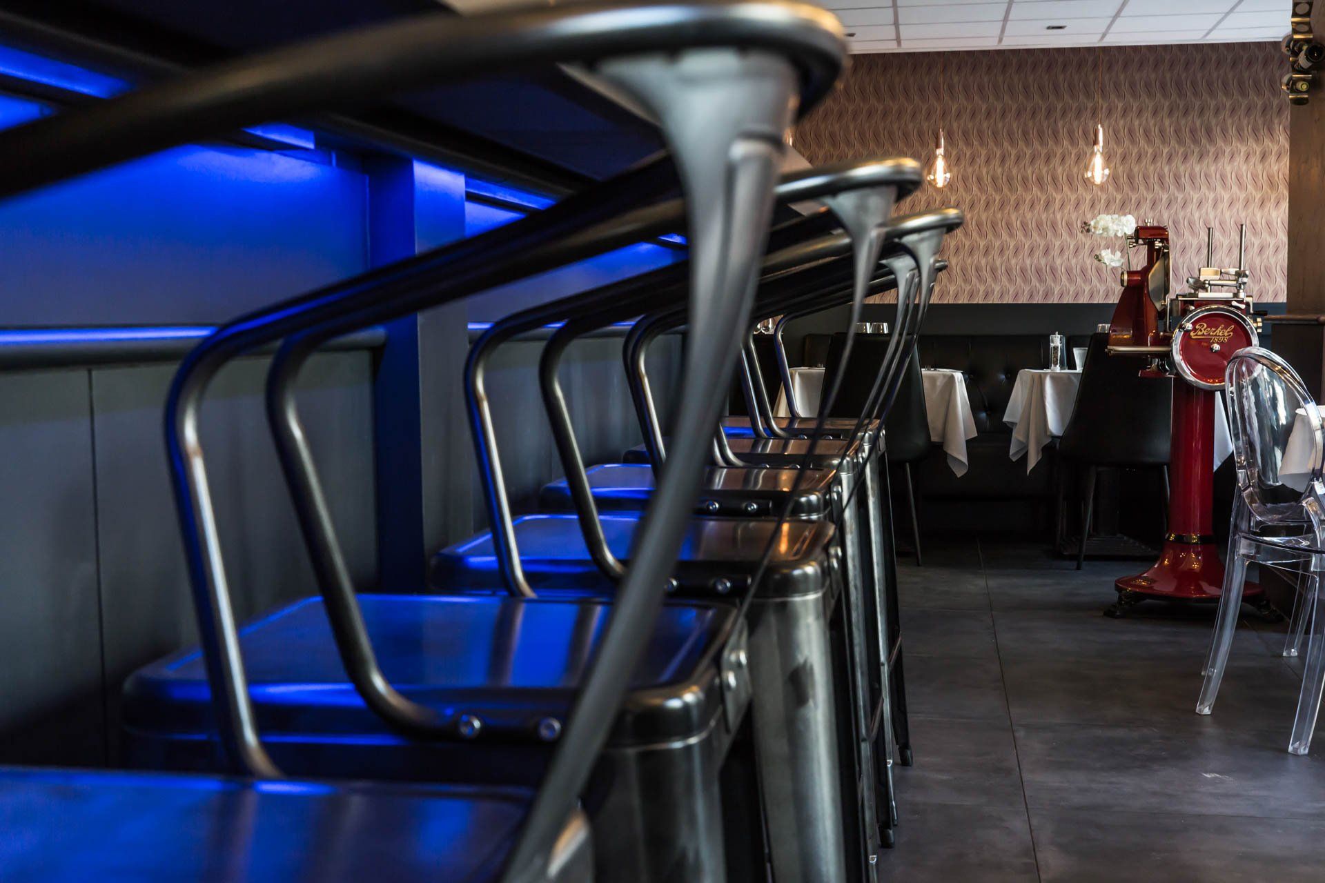 Eclairage LED sous le bar