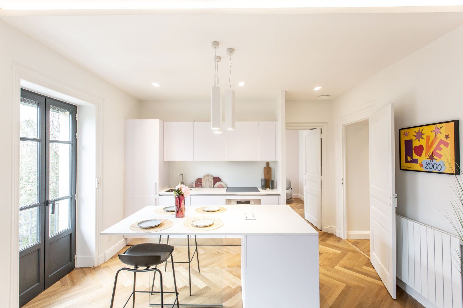 Cuisine sur mesure dans un appartement haut de gamme