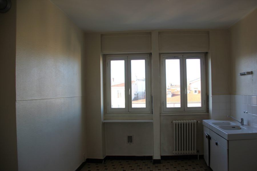 Cuisine avant rénovation