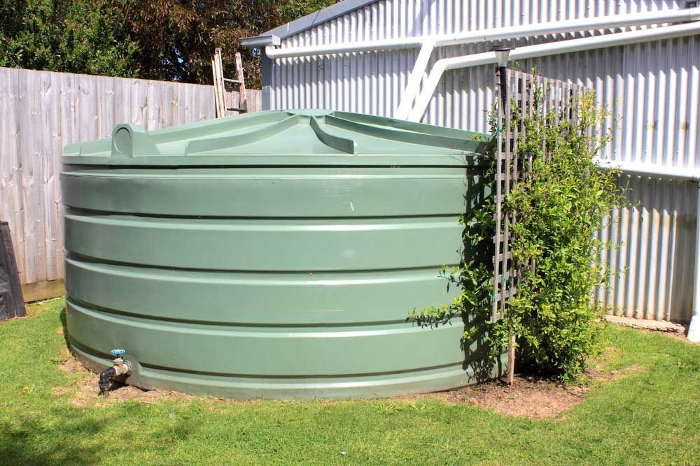 Large Green Water Tank