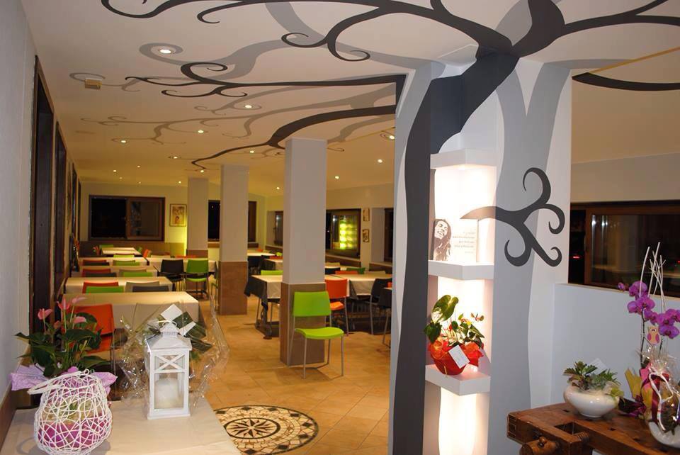 Interno della pizzeria