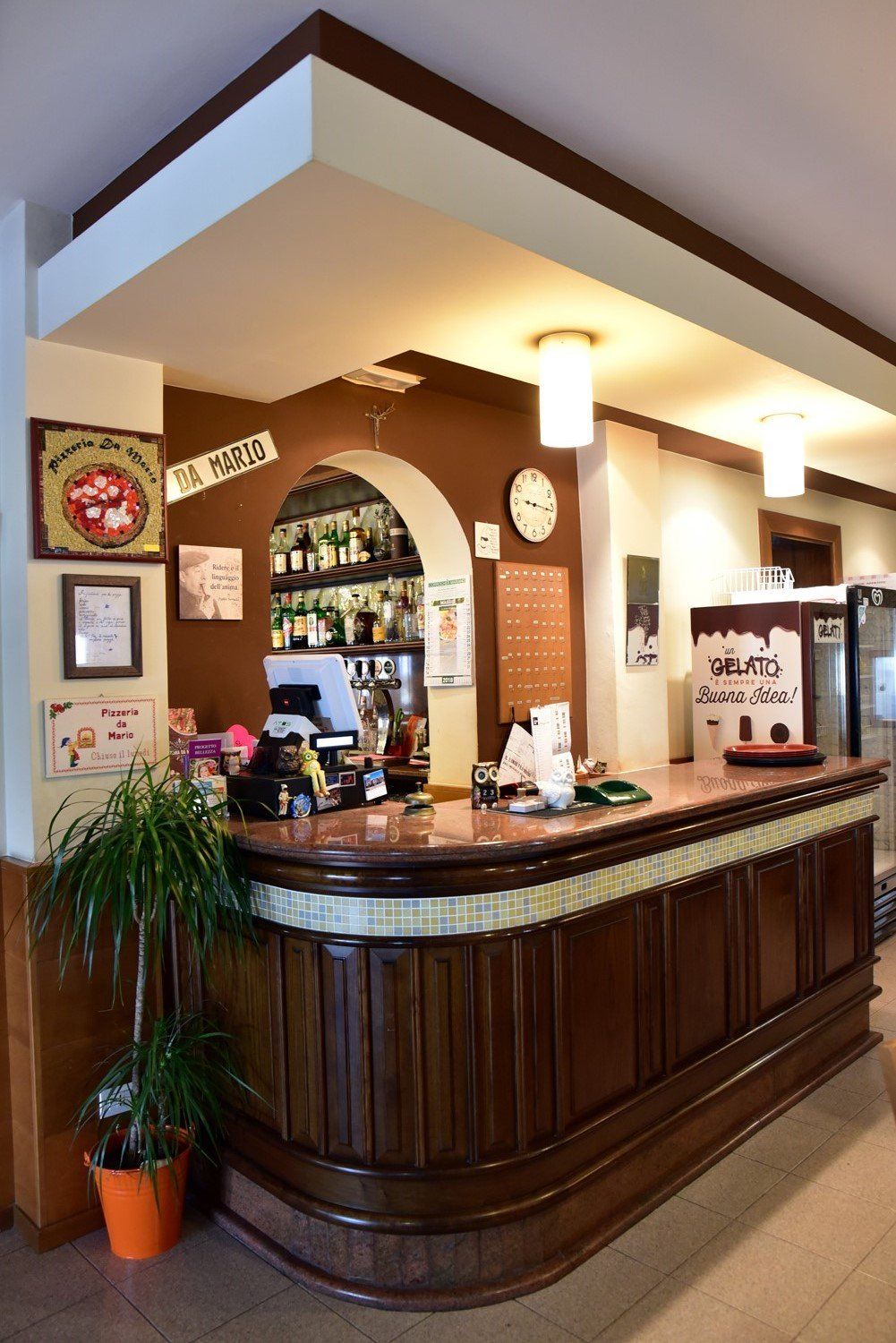 Interno della pizzeria