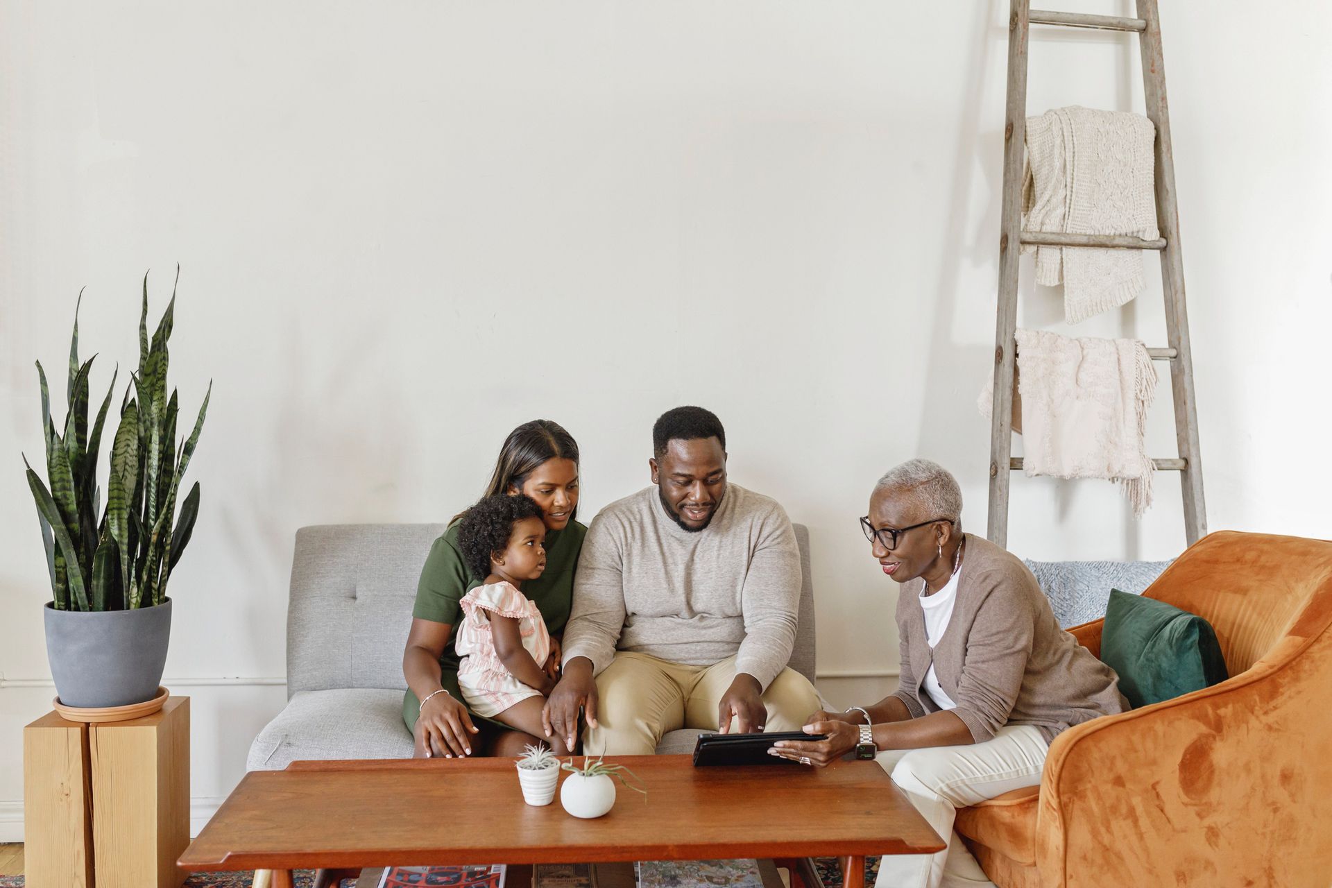 Financial Advisor Explaining Paperwork — Natchitoches, LA — Gary L. Conlay